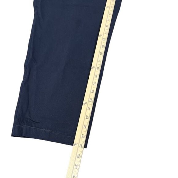 Lands' End Tailored Fit Men's Chino Pants Navy Size 42 - Picture 4 of 10